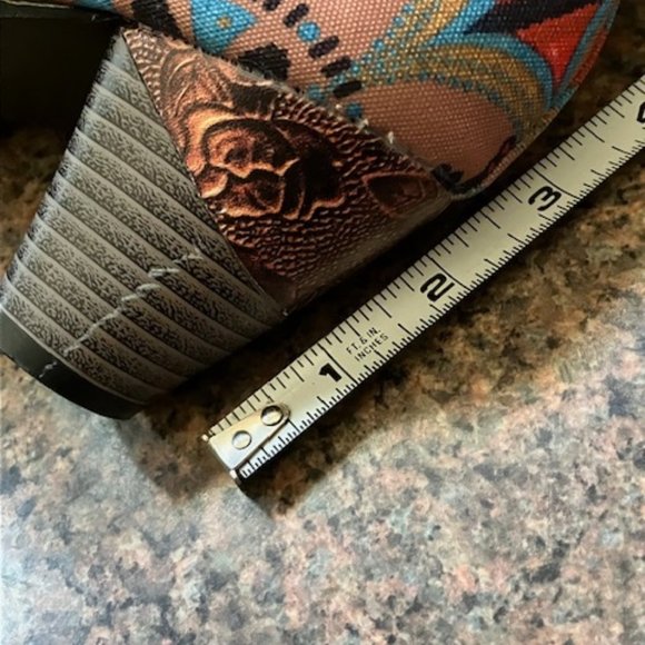 Pair of Art Deco Ankle Boots 10.5 - Picture 9 of 9